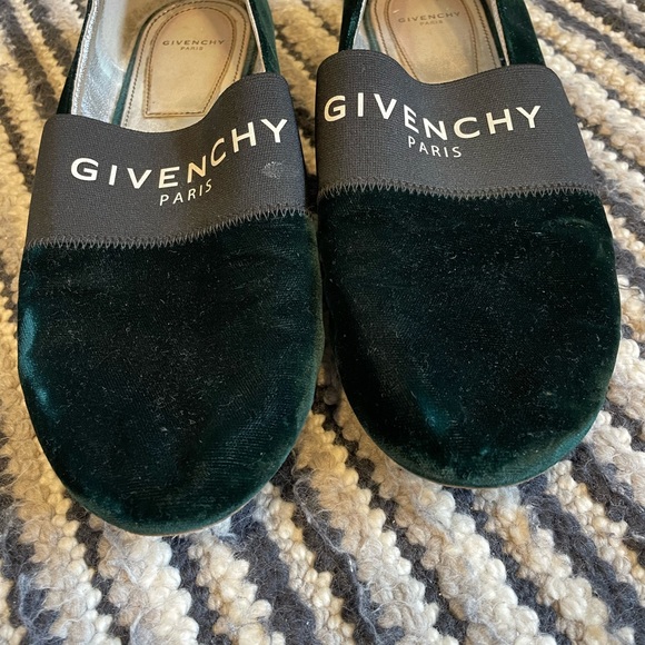 Green Velvet Givenchy slides - Picture 3 of 4